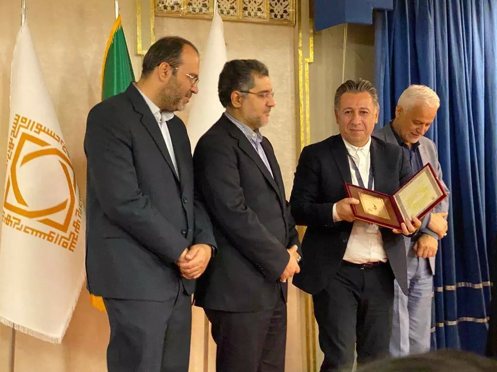 Ava Communication Industries Bags Golden Plaque from National Sheykh Bahaei Fanafrini Festival